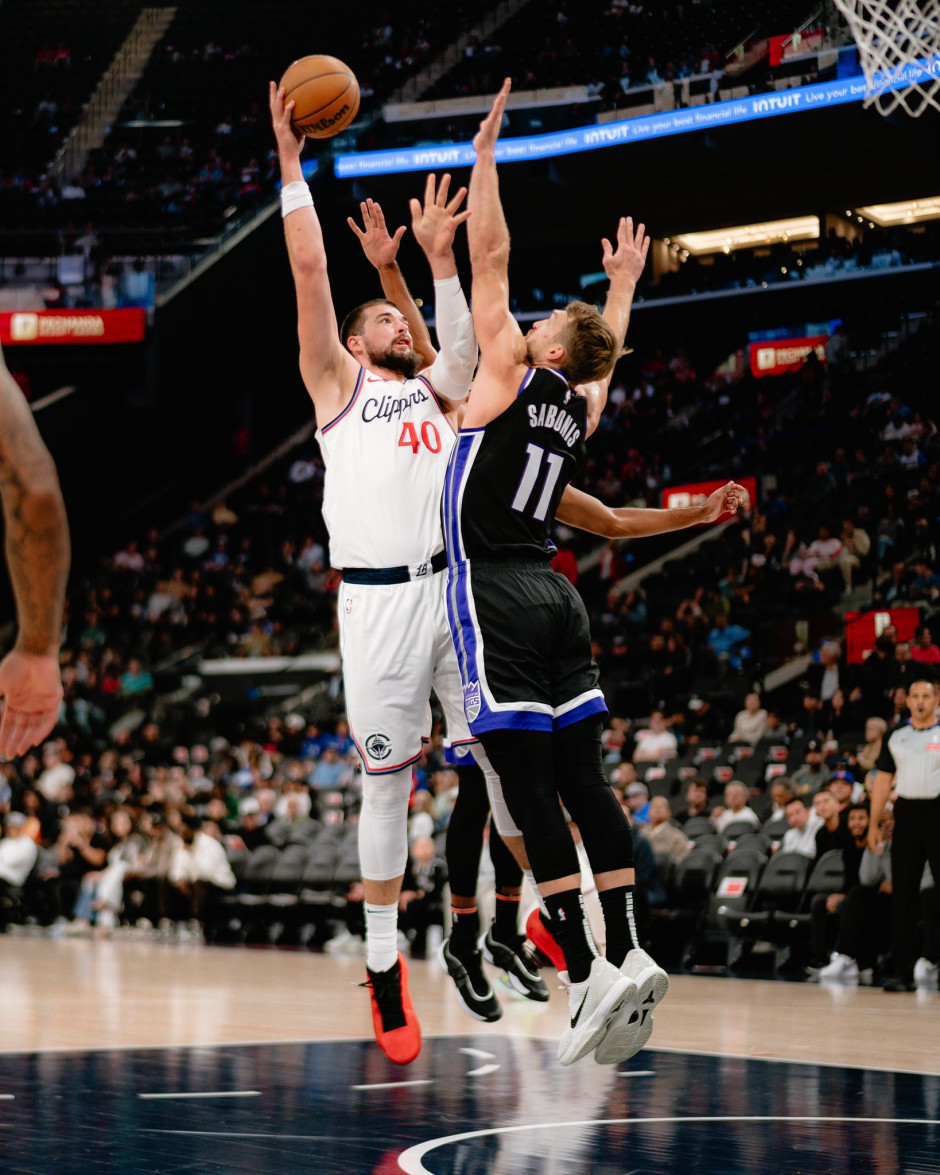 NBA常规赛赛前再迎强敌,多伦多猛龙战术微调,主帅态度:态度坚定,资深球员宣示担当的简单介绍 NBA常规赛赛前再迎强敌,多伦多猛龙战术微调,主帅态度:态度坚定,资深球员宣示担当的简单介绍