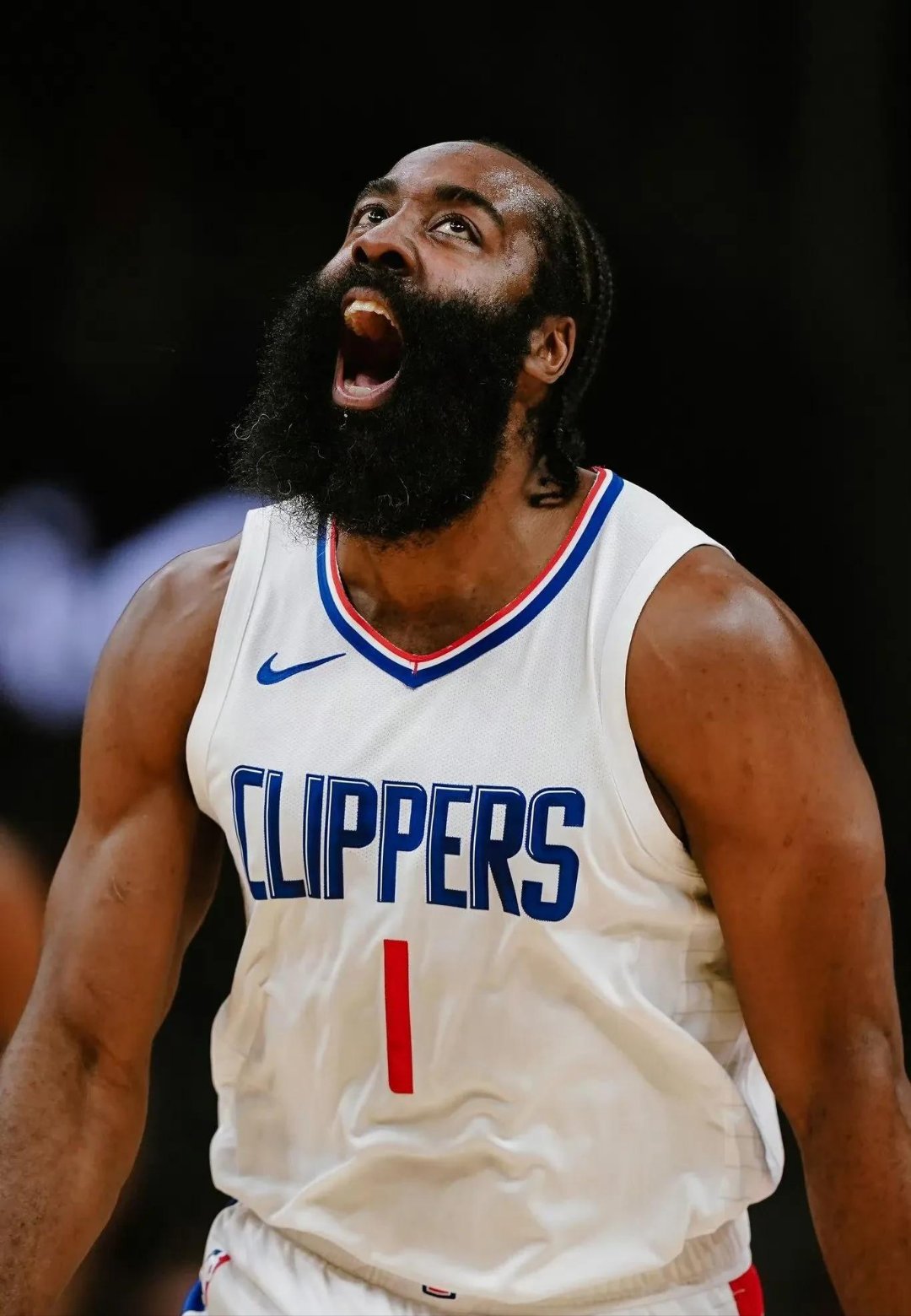  比赛规则变更引发热议！，巴特勒在塞尔维亚队比赛中大比分获胜气势如虹延续