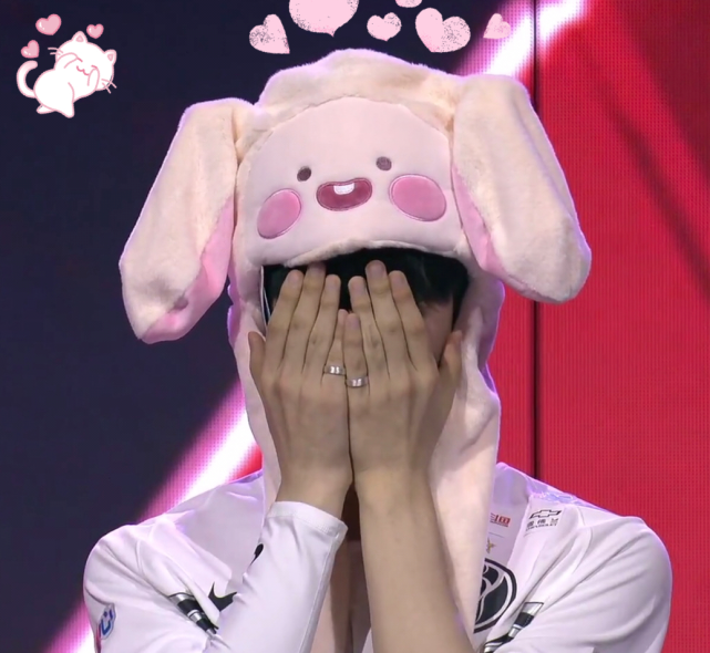 九游娱乐-TheShy回归赛场，高光表现首场状态亮眼，拜仁观众沸腾！的简单介绍