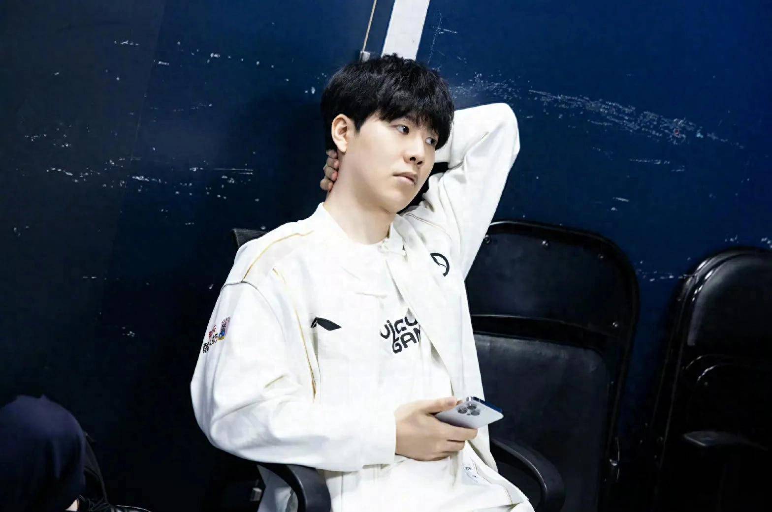 theshy最新比赛视频 theshy最新比赛视频